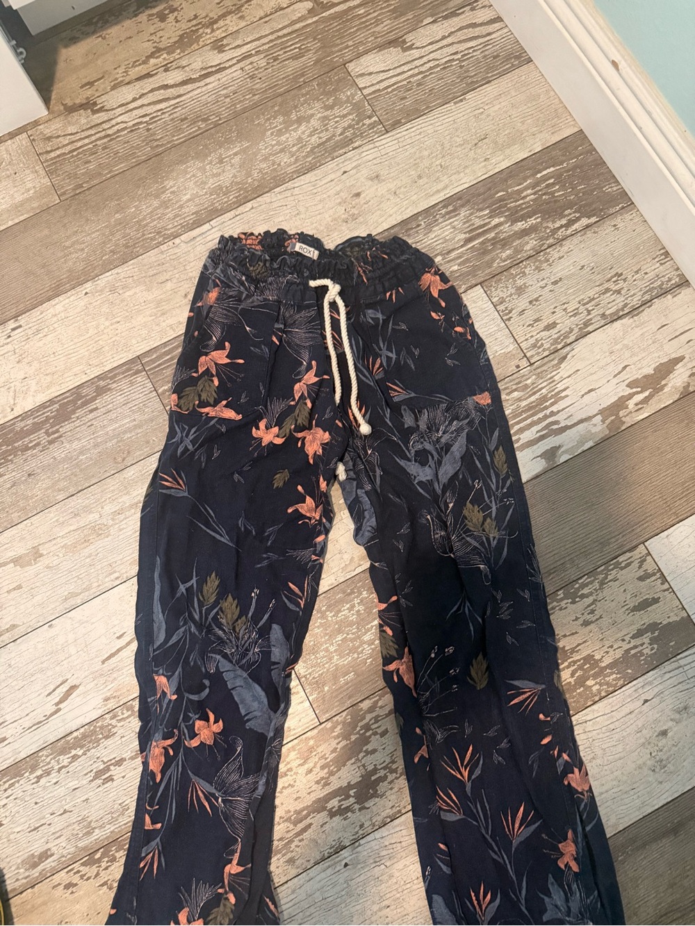 Roxy Navy Floral Wide-Leg Drawstring Pants size XS
